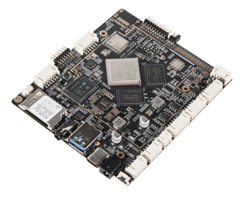 Интерактивные сетевые интерфейсы Ethernet и мощный анти-EMI/EMC